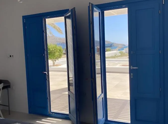 Luxury On The * איוס חורה